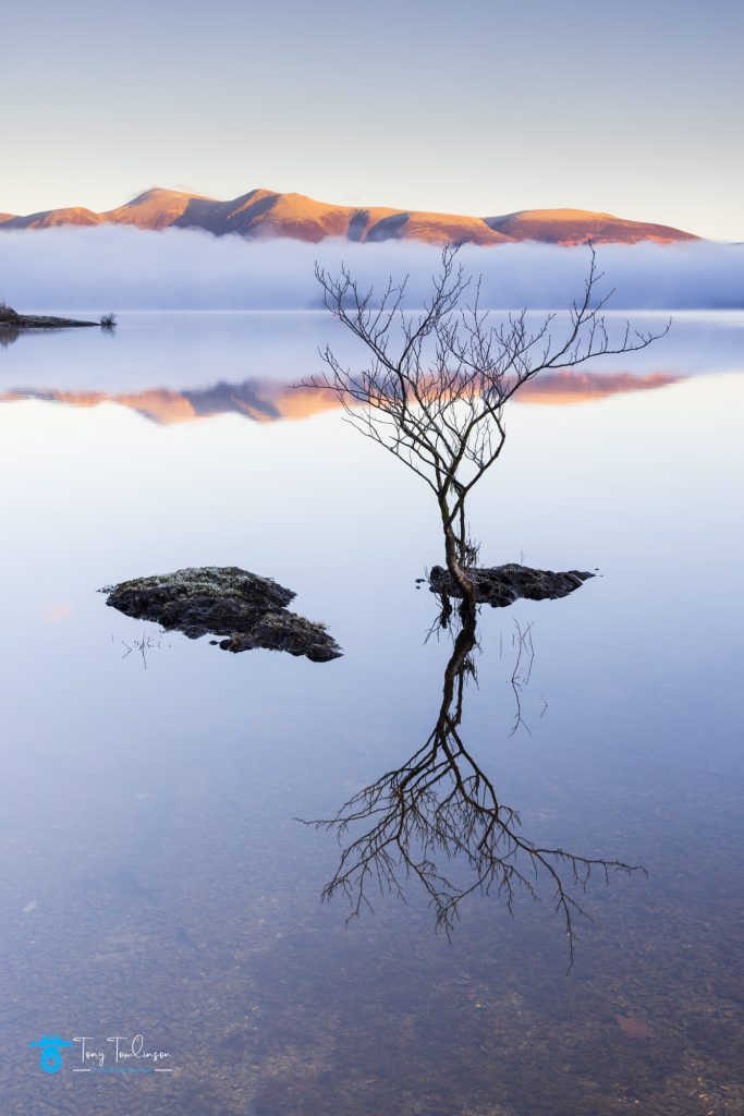 tony-tomlinson-photography, Derwent Water, myrtle bay, mist, reflections, landscape, lake district, sunrise, 