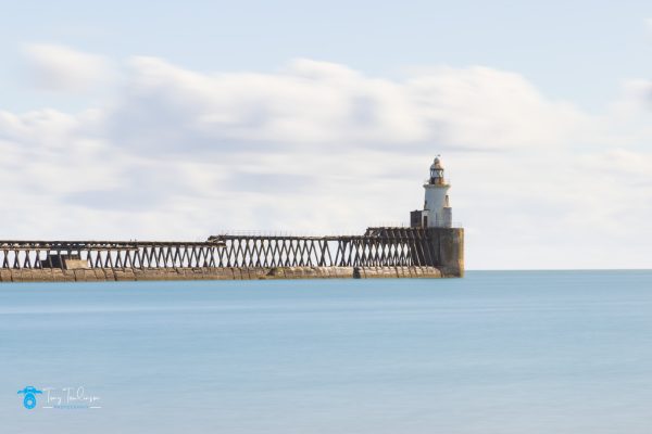 Blyth-Lighthouse, tony-tomlinson-photography, Northumberland, summer